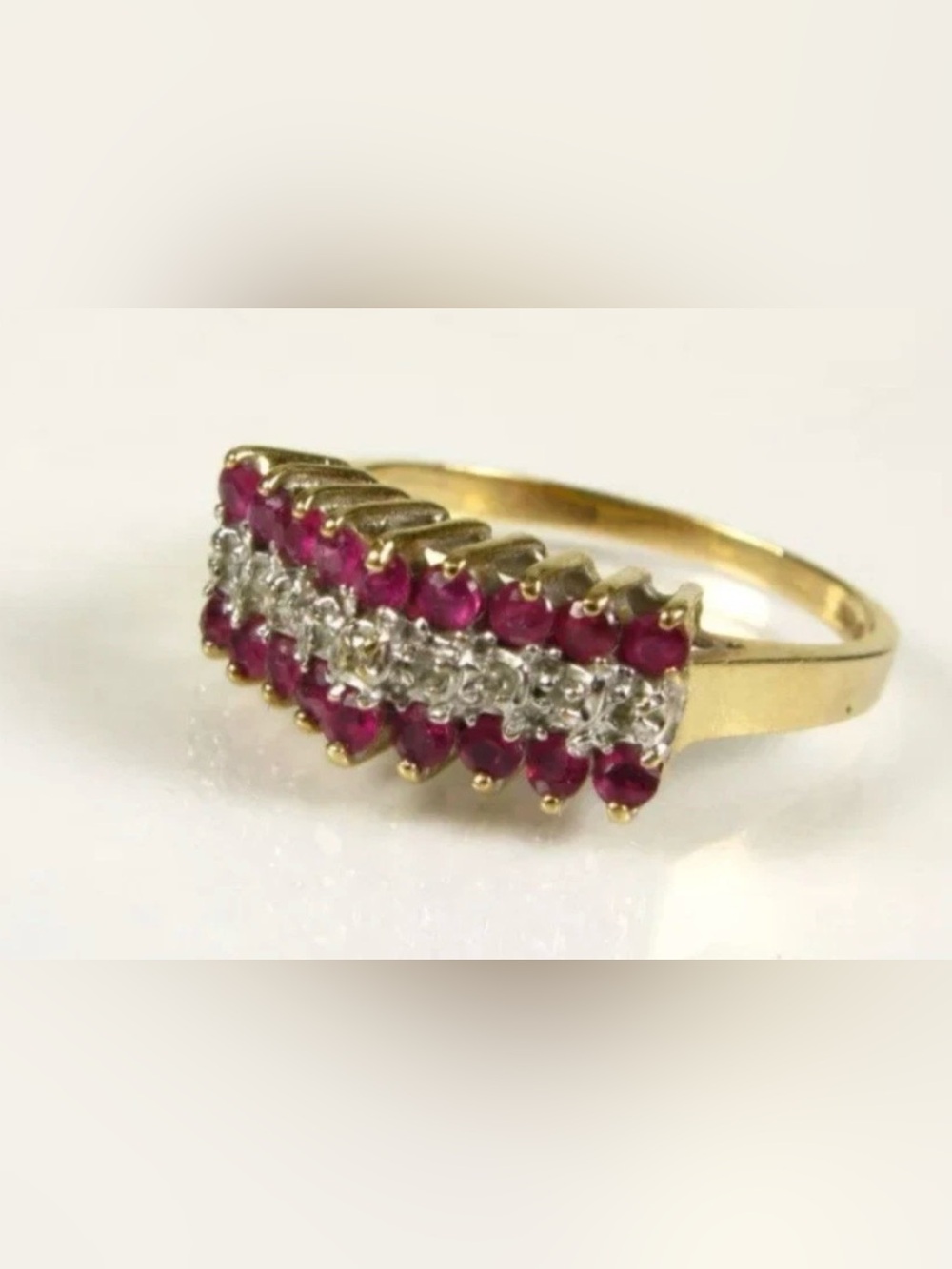 Vintage 10K Gold Ruby & Diamond Band Ring Size 7 Estate Fine Jewelry - Picture 3 of 13